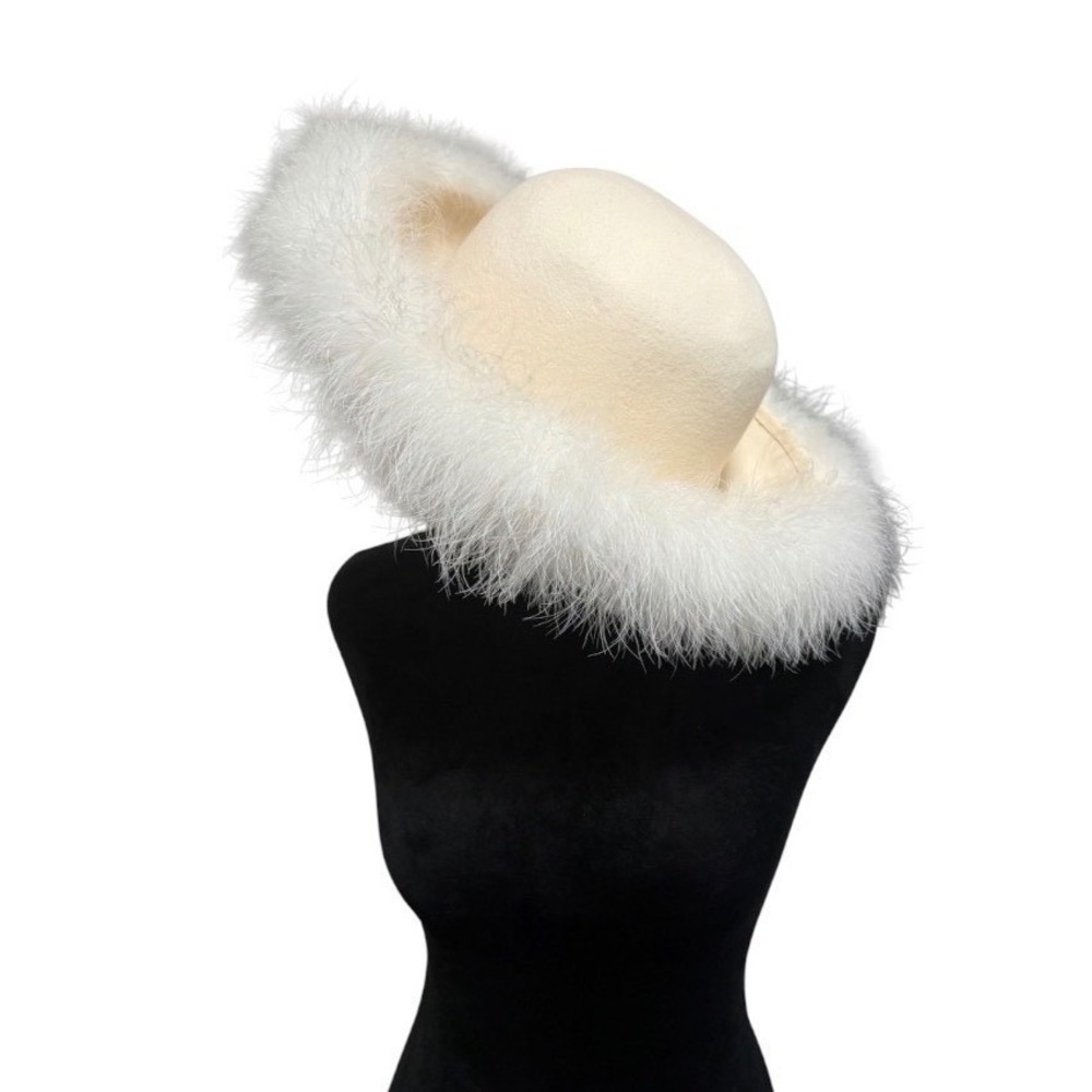 Street Smart by Betmar Hat Cream Vintage Wool Marabou Feather Brim